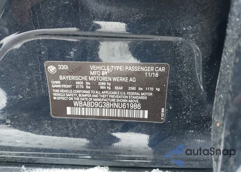 2017 BMW 330I xDrive z USA, uszkodzony, nr VIN WBA8D9G38HNU61986